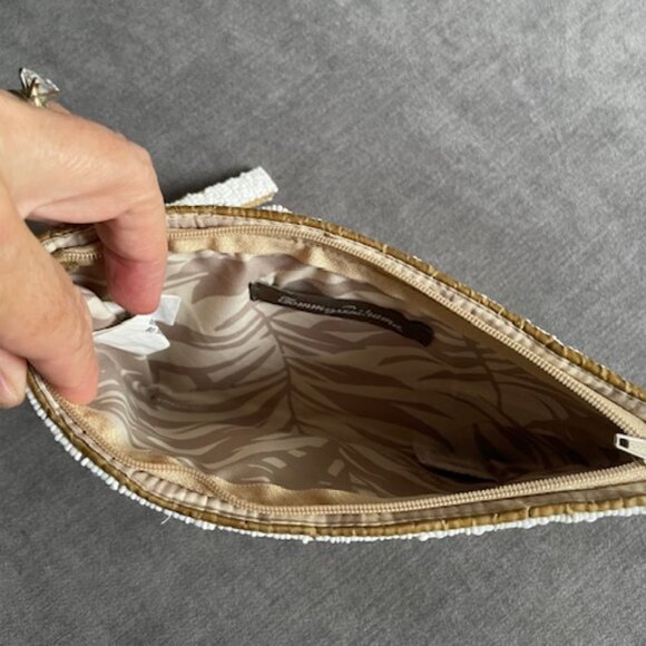 Tommy Bahama Beaded clutch / wristlet. - Picture 5 of 5